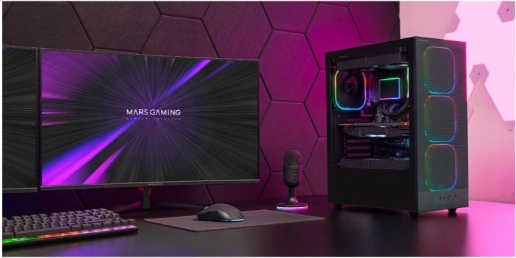 Strakke build met CableHatch en gehard glas