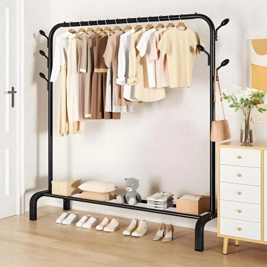 Onderste plank voor schoenen en opbergruimte