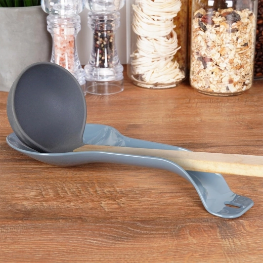 Universele houder voor verschillend keukengerei