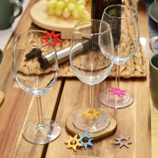 Eenvoudig op rand en steel te bevestigen