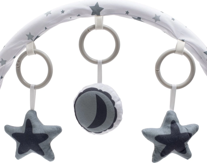 Speelboog met drie speeltjes voor zintuiglijke ontwikkeling