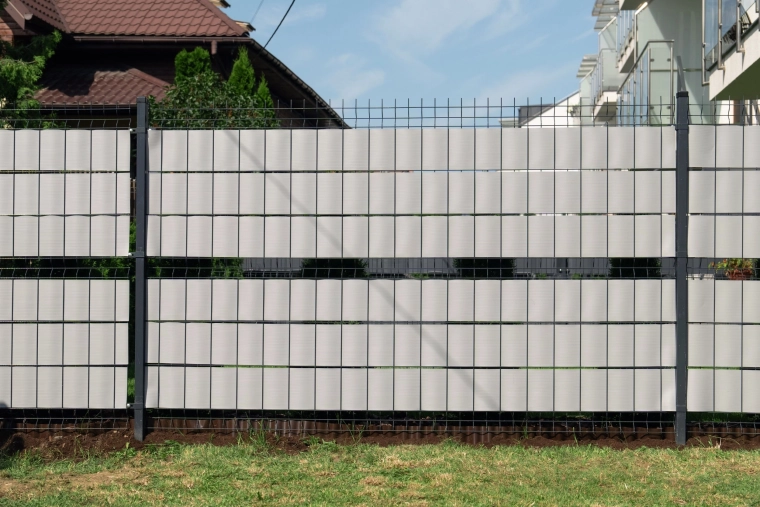 Snelle en eenvoudige installatie zonder gereedschap