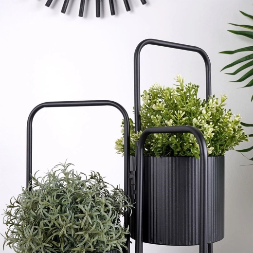 Stevig metaal en geribbelde schalen