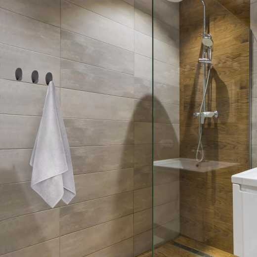 Orde in badkamer en keuken