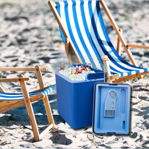 Grote inhoud van 30 l en ruimte voor 1,5 l‑flessen