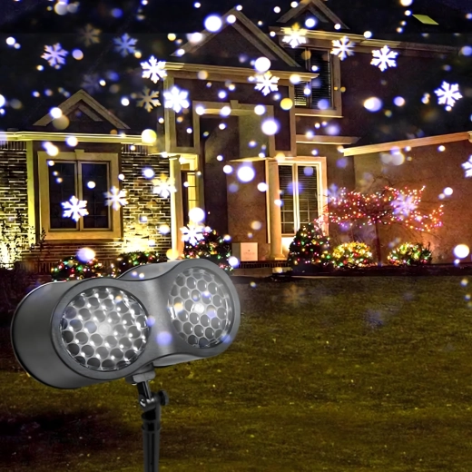 Bewegende sneeuwvlokken met brede projectie