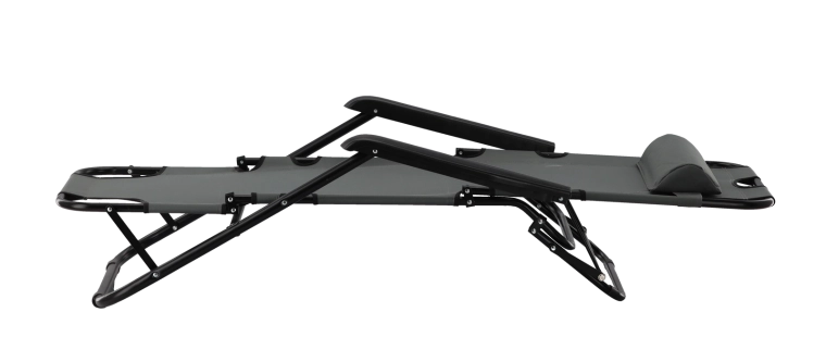 Volledig vlak uitklapbaar als veldbed