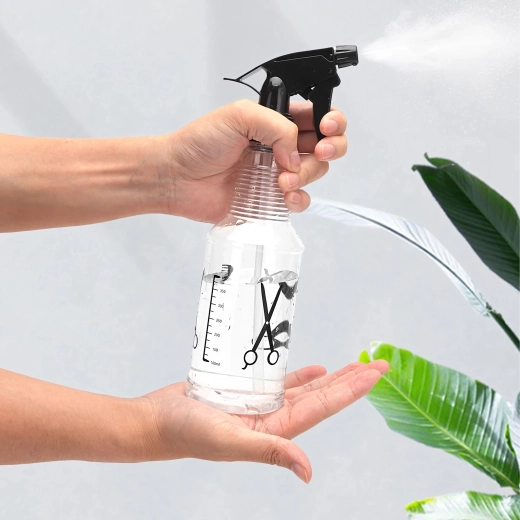 Transparante fles met markeringen voor niveauregeling