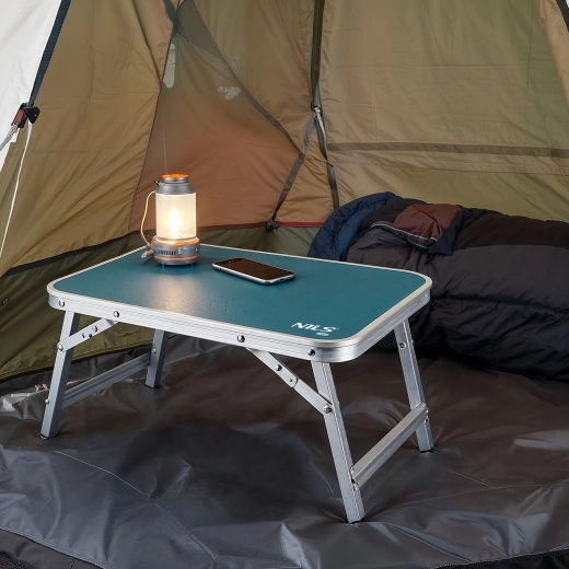 Praktische helper voor in de tent en bij het vuur