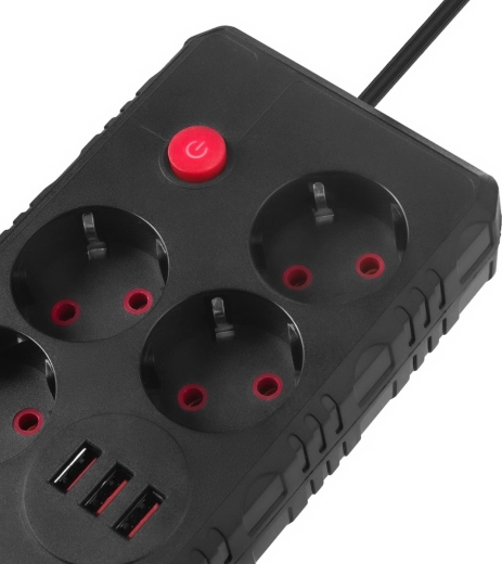 Geïntegreerde 3× USB voor snel opladen