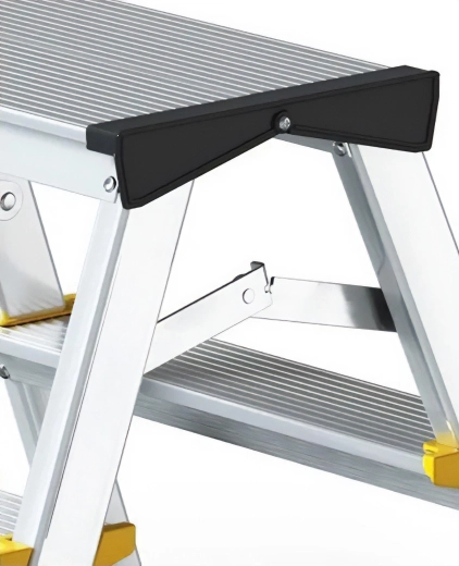 Antislip, brede treden voor zekerheid tijdens het werk