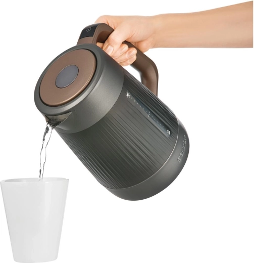 Comfortabel schenken en controle van het waterniveau