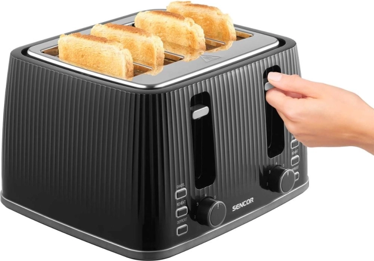 Vier sleuven voor meerdere toasts tegelijk