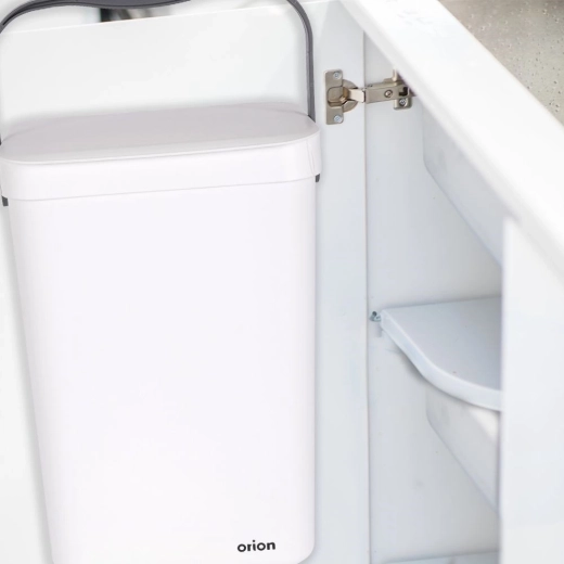 Ruimtebesparend ophangen aan deur of muur