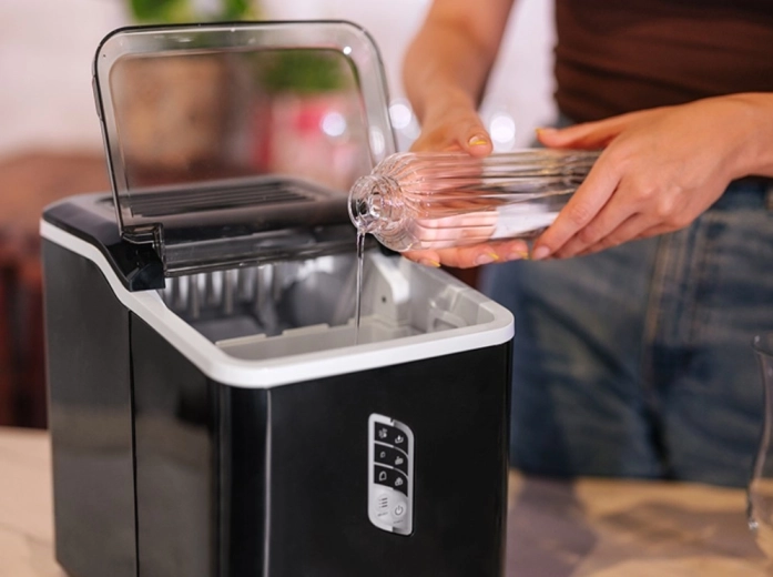 Groot waterreservoir van 1,5 l