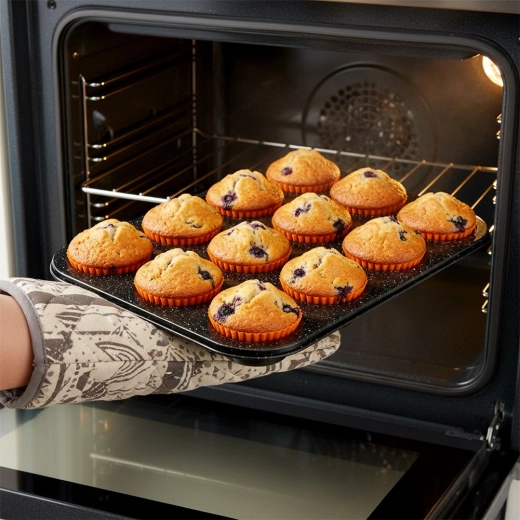 Stabiele metalen vorm voor gelijkmatig bakken