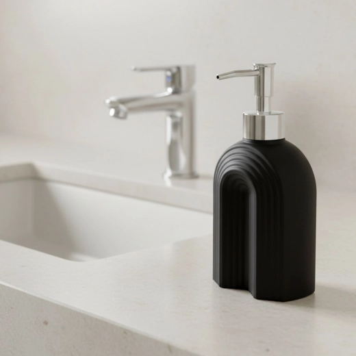 Modern matzwart design