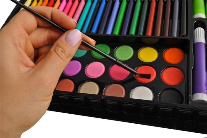 Aquarel in de set – verf, palet en penselen