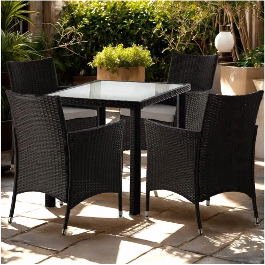 Duurzame rattanconstructie voor elk weertype