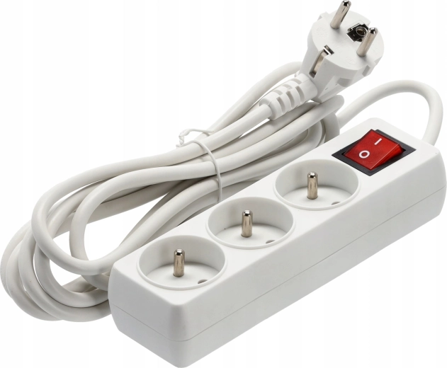 Comfortabele voeding van drie apparaten