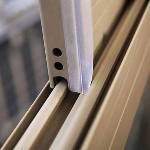 Universeel toepasbaar voor deuren en ramen