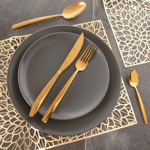 Gouden design voor feestelijk en modern tafelen