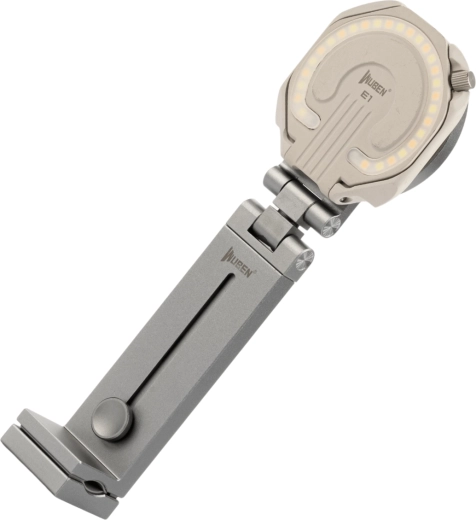 Instelbaar licht 3000–6000 K en traploze dimming