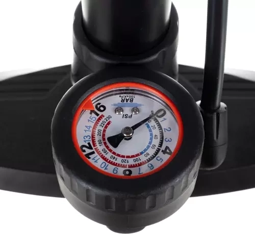 Geïntegreerde manometer (BAR/PSI) voor nauwkeurig oppompen