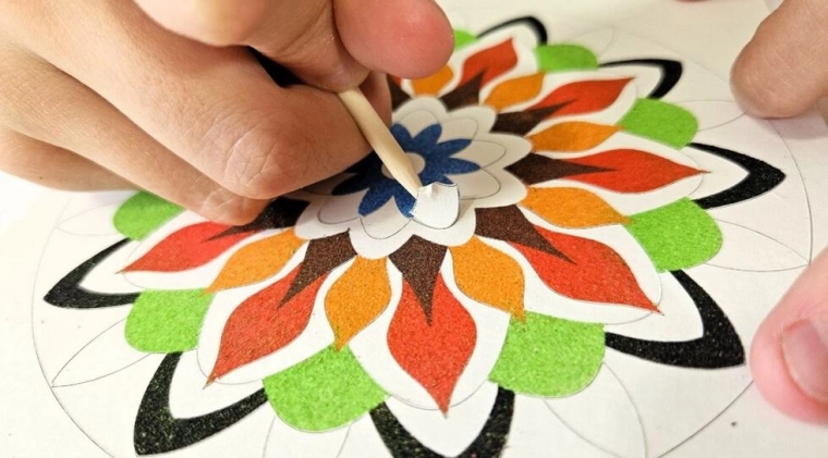 Zelfklevende mandala voor precies en eenvoudig creëren