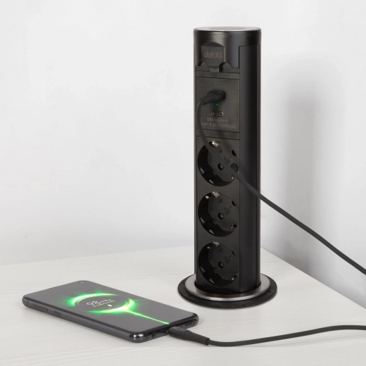 Stroom en USB-opladen binnen handbereik