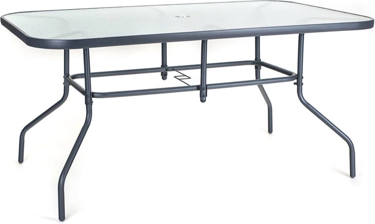 Ruime tafel met gehard glas
