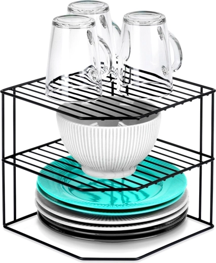 Zwart metalen hoekrek voor de keuken, met drie niveaus