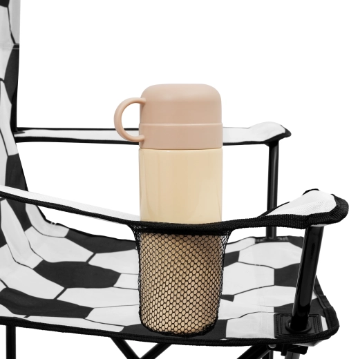 Geïntegreerde bekerhouder in de armleuning