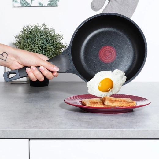 Antiaanbakoppervlak voor eenvoudig koken