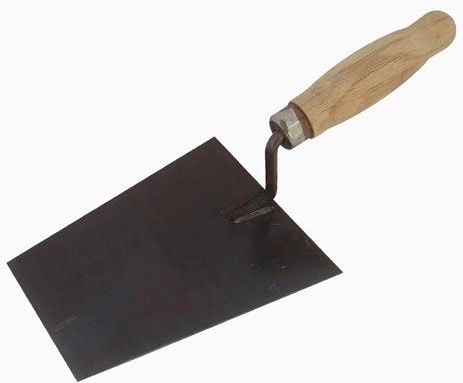 Metselspaan van staal 160 × 130 mm met houten handvat