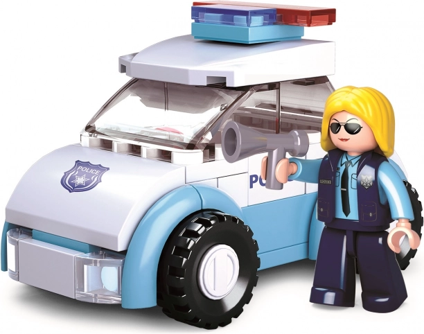 Politievrouw met voertuig van Sluban