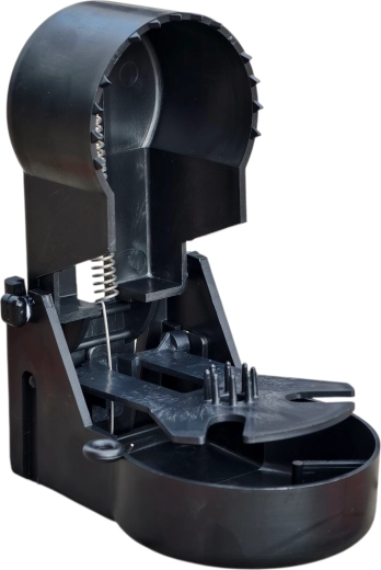 Grote plastic rattenval