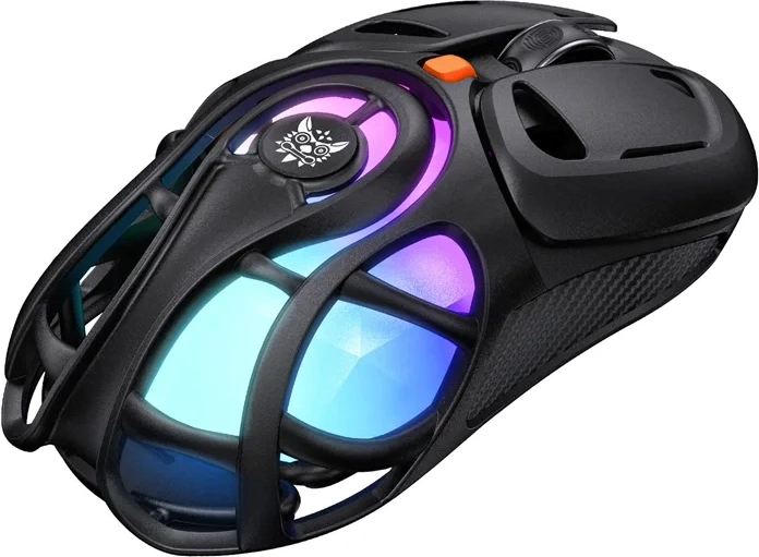 Gamingmuis ONIKUMA met open design en RGB, tri-mode