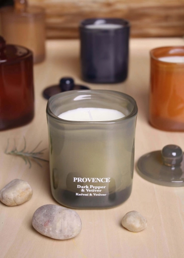 Geurkaars in glas Provence peper en vetiver 25 uur