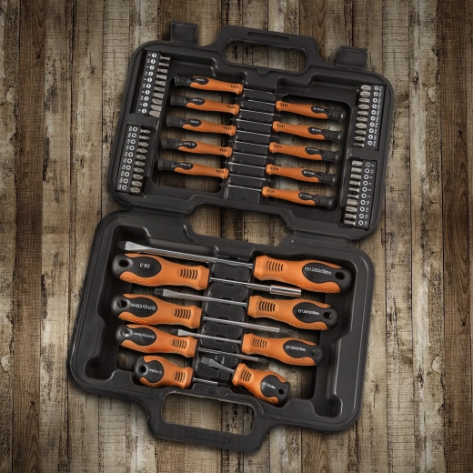 Set van 59 schroevendraaiers en bits in koffer