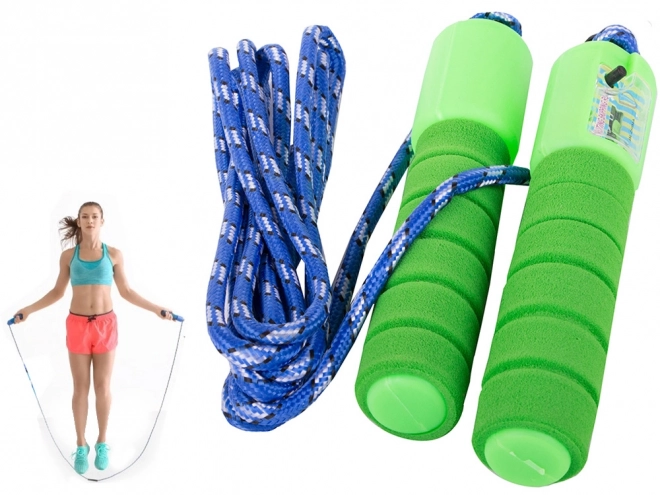 Groen springtouw met digitale teller voor fitness