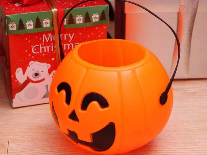 Pompoen emmer voor Halloween snoepjes