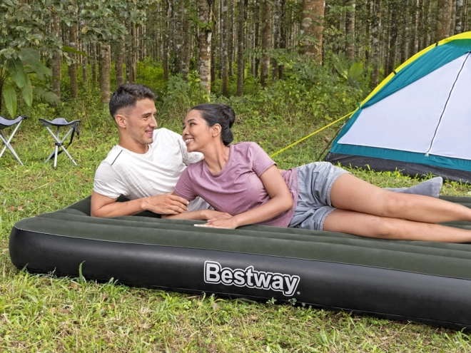 Tweepersoons opblaasmatras Queen met ingebouwde pomp Bestway