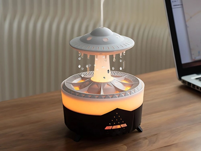 Luchtbevochtiger en aromatische diffuser in de vorm van een UFO