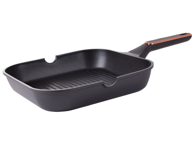 Gietaluminium en antiaanbaklaag = snel, gelijkmatig koken