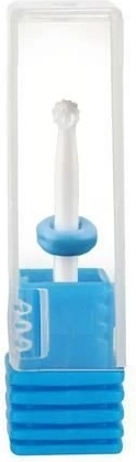 Zachte keramische bol voor precieze manicure