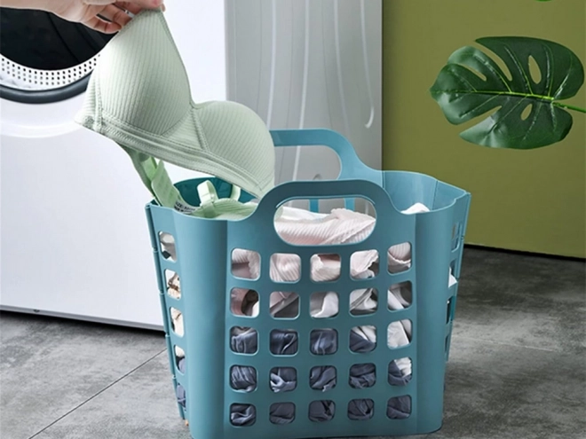 Inklapbare plastic boodschappenmand en wasmand