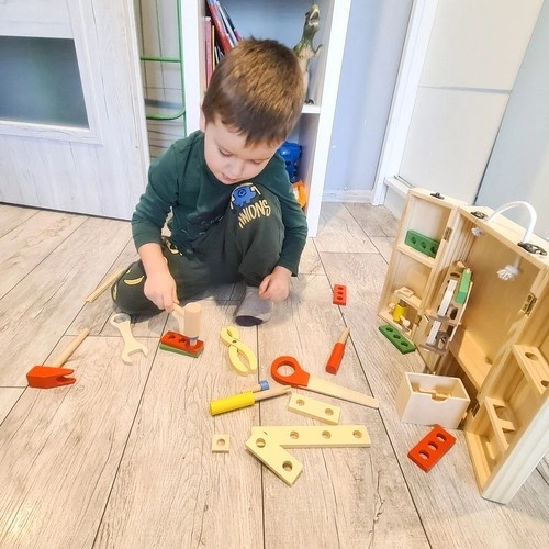 Box + houten gereedschapsset 22697
