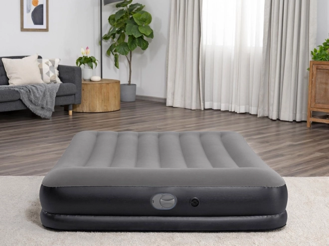 Opblaasbaar luchtmatras Tritech met USB-pomp