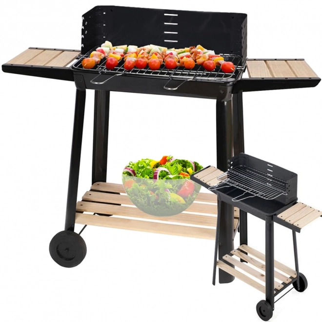 Grote tuinbarbecue op houtskool